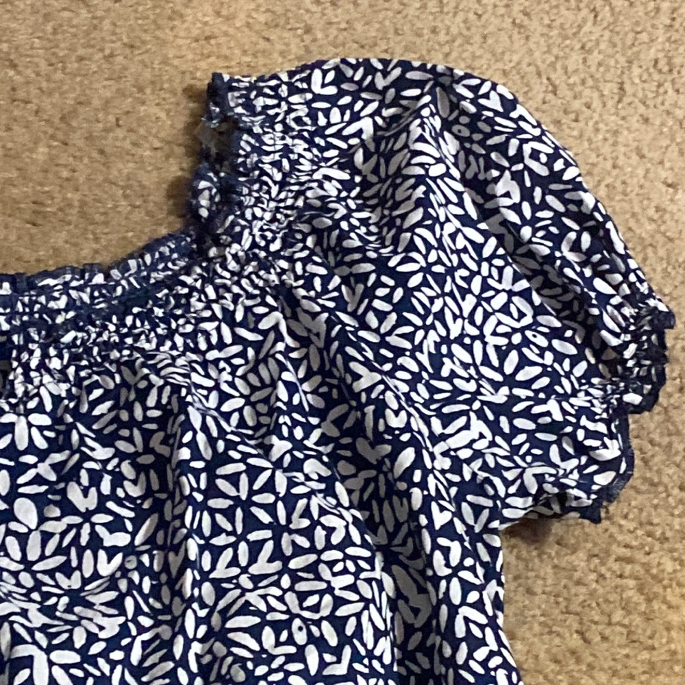 Patterned Blouse - Picture 4 of 7